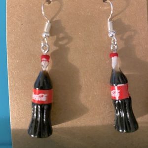 Old fashion coke bottle shaped silver tone earrings